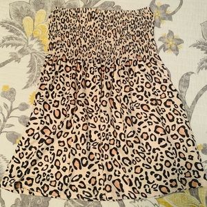 Strapless leopard SHEIN crop top; ruched top